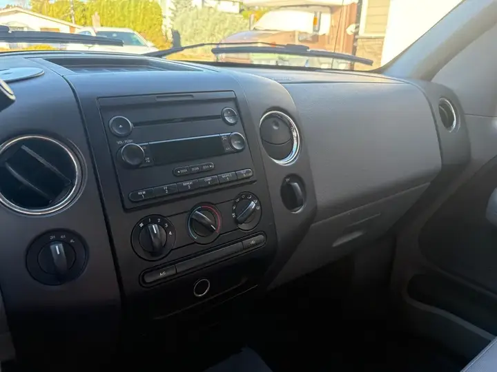Ford F-150 2005 photo 4