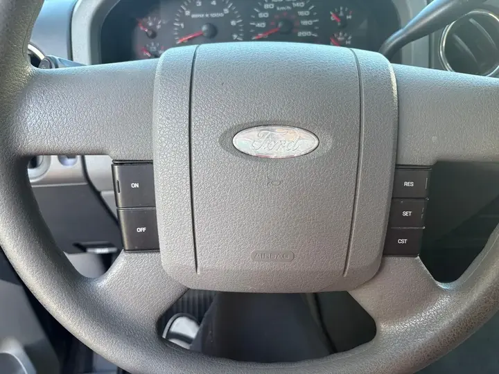 Ford F-150 2005 photo 3
