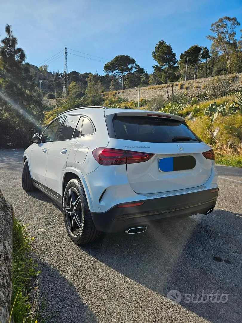 Mercedes-Benz Gla 2024 photo 4