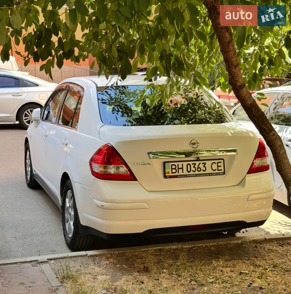 Nissan Tiida 2008 photo 4