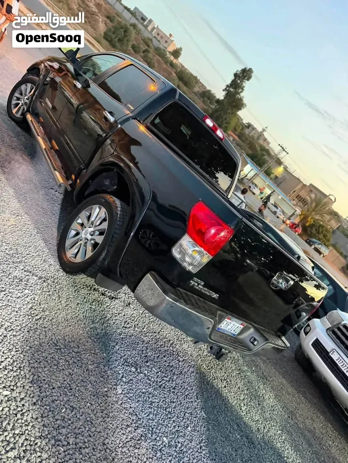 Toyota Tundra 2013 photo 2