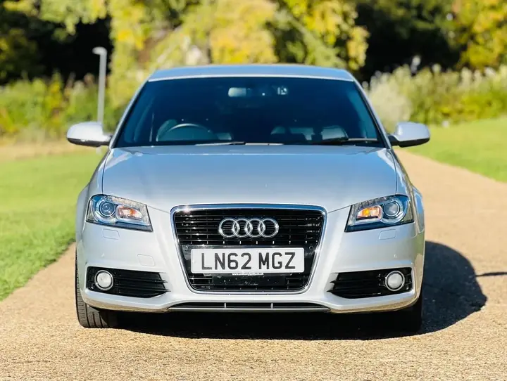 Audi A3 2012 photo 3