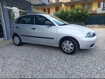 Seat Ibiza 2006 photo 2