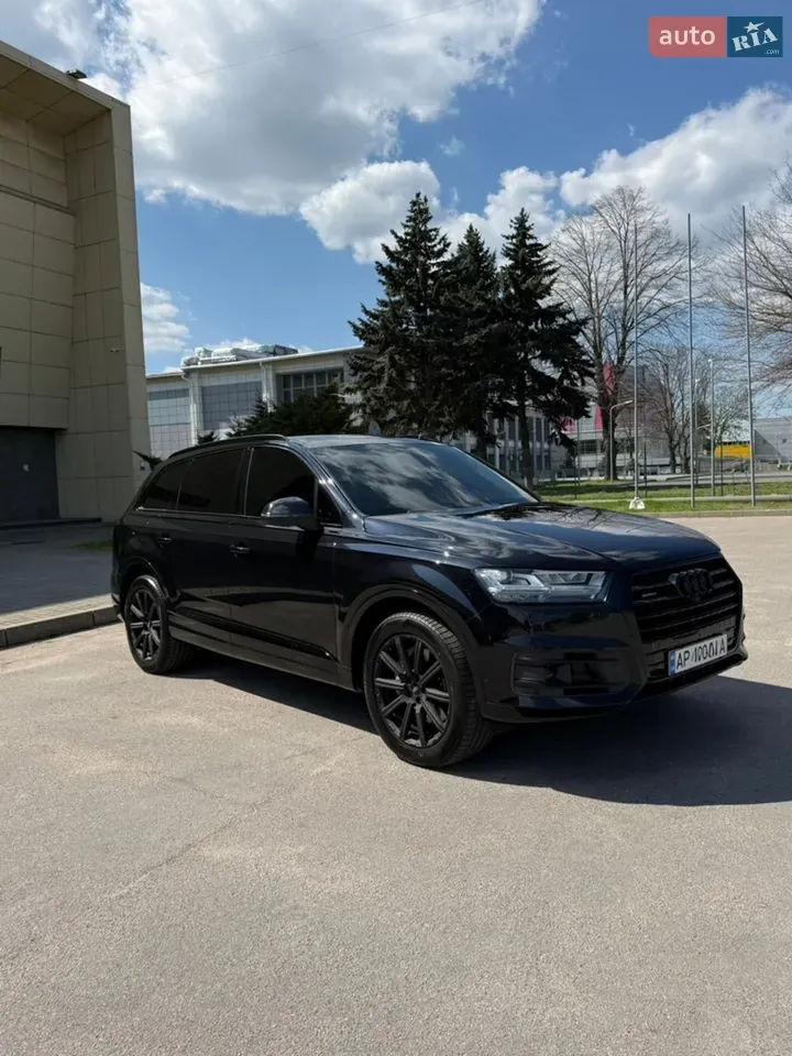 Audi Q7 2018 photo 4
