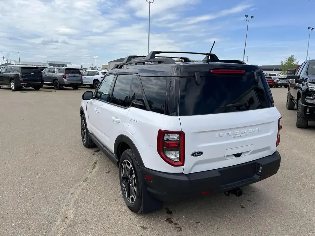 Ford Bronco Sport 2024 photo 3