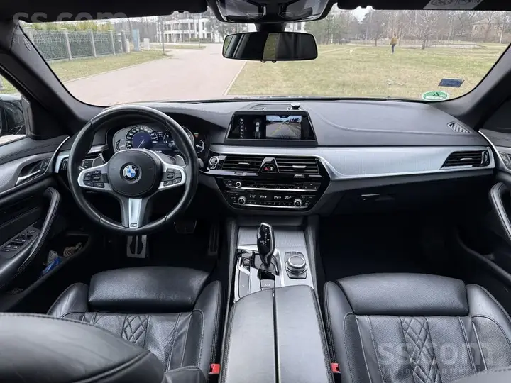 BMW 530D 2018 photo 3