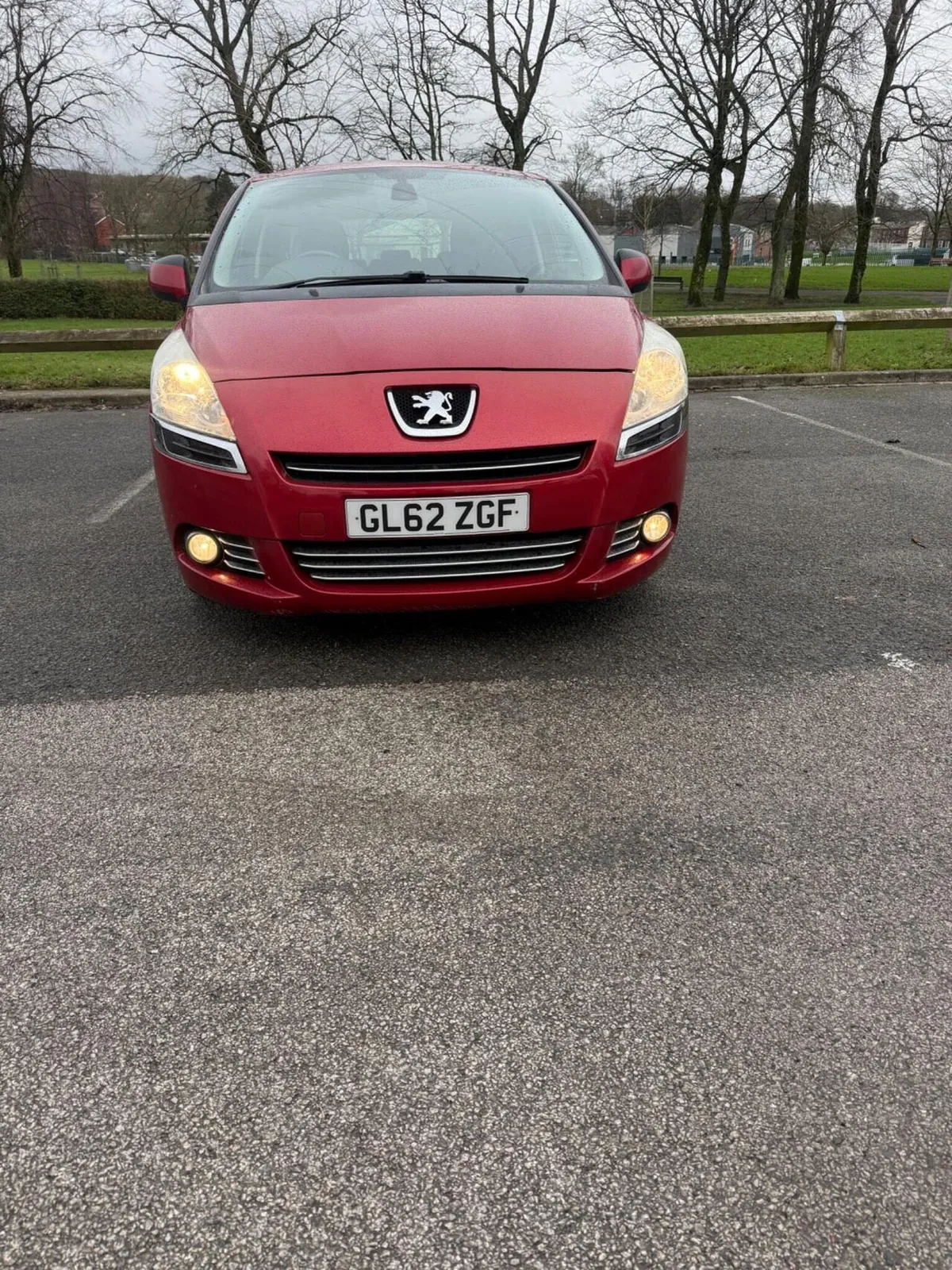 Peugeot 5008 2012 photo 2