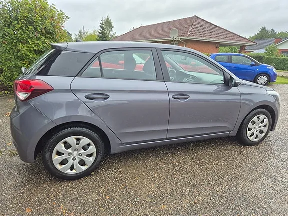 Hyundai I20 2017 photo 5