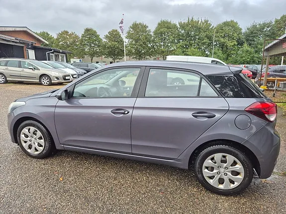 Hyundai I20 2017 photo 3
