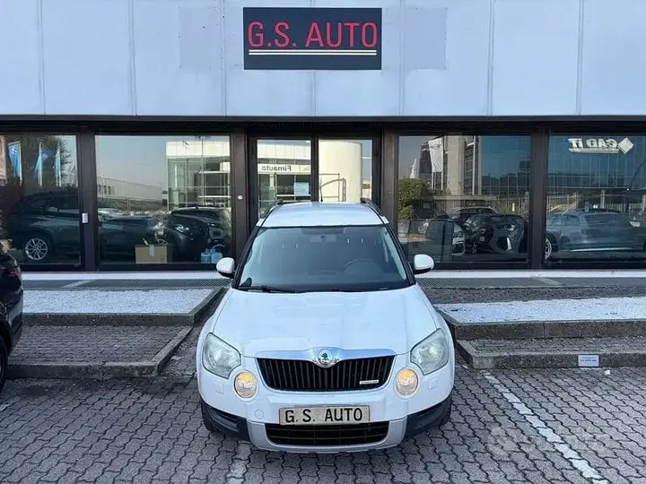 Skoda Yeti 2011 photo 2