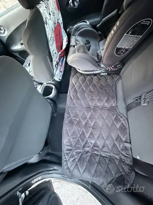 Nissan Juke 2011 photo 5