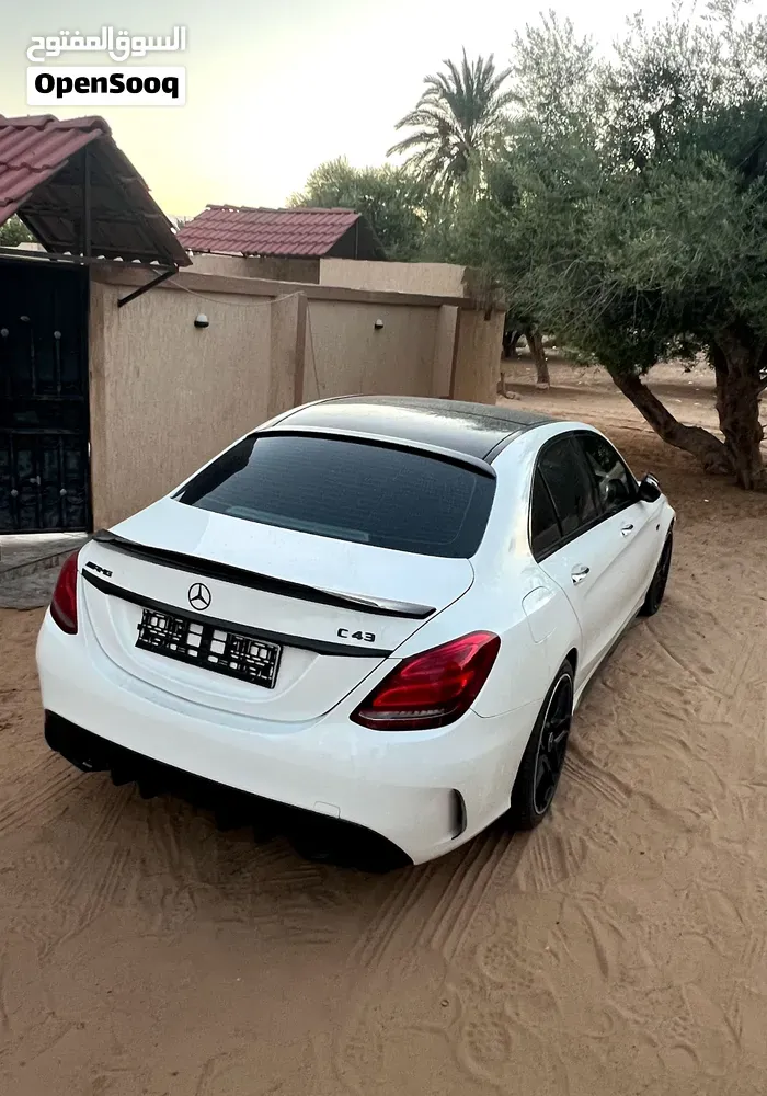 Mercedes-Benz C-Class 2017 photo 3