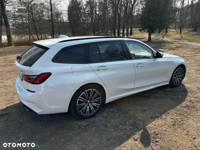 BMW Seria 3 2020 photo 3