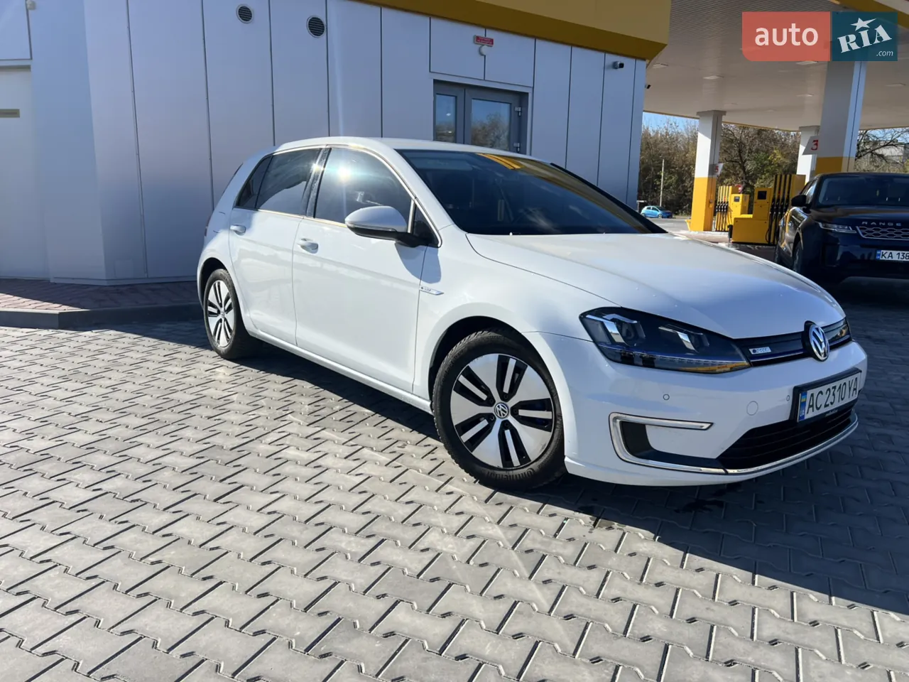 Volkswagen E-Golf 2014 photo 2