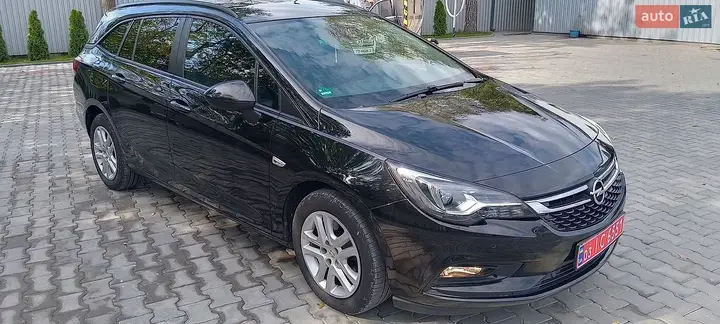 Opel Astra 2018 photo 4