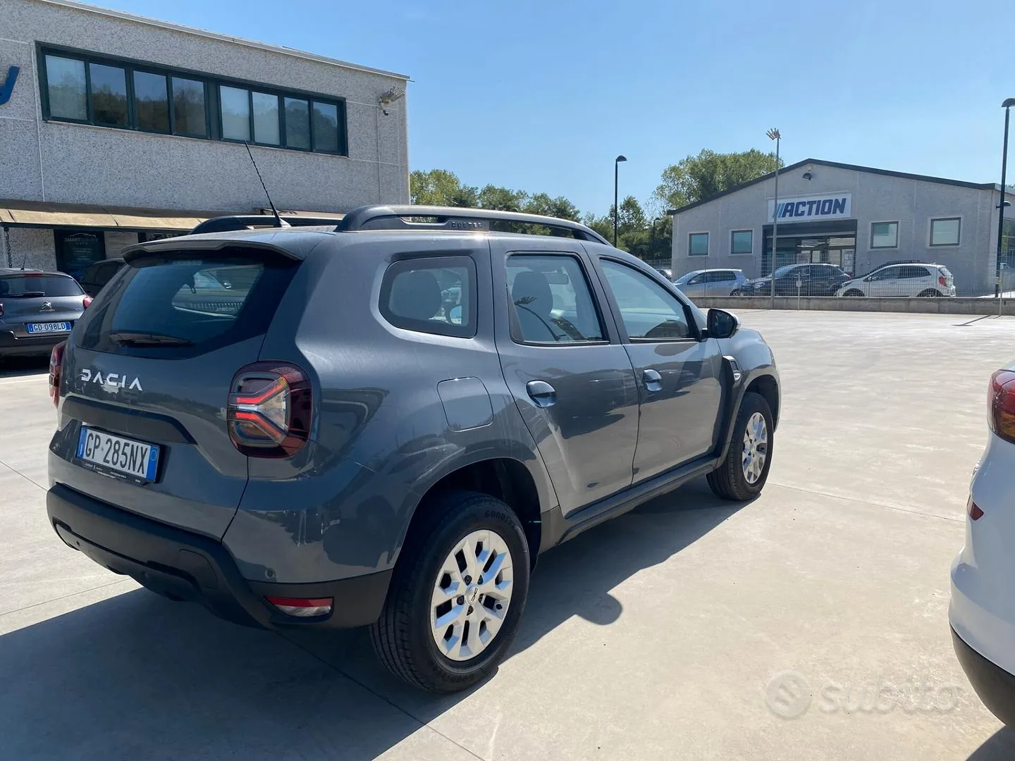 Dacia Duster 2023 photo 4
