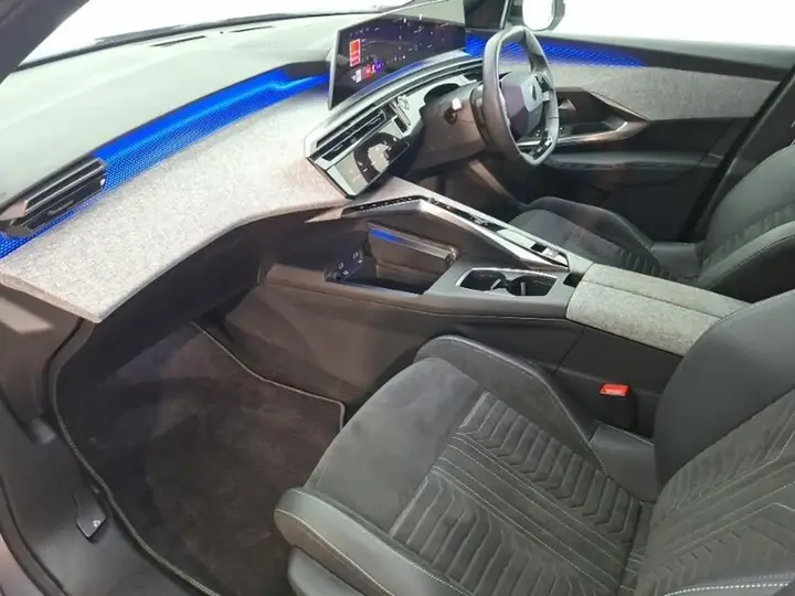 Peugeot E-5008 2024 photo 5