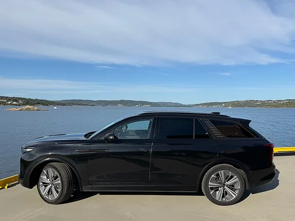 Hongqi E-Hs9 2022 photo 5