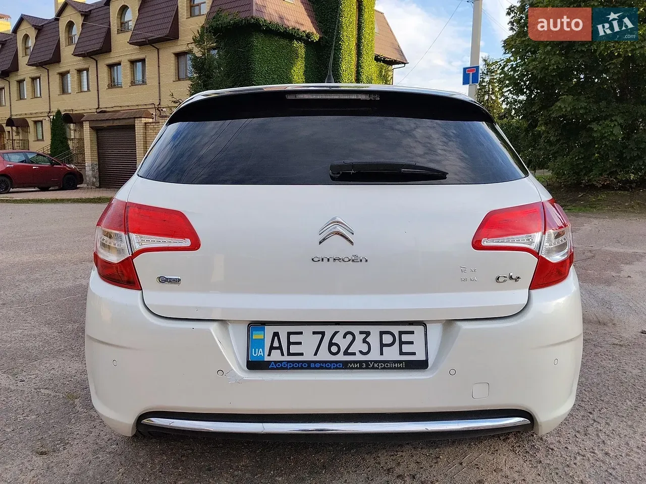 Citroen C4 2013 photo 3