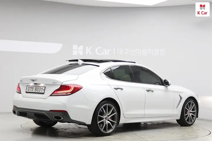 Genesis G70 2019 photo 4