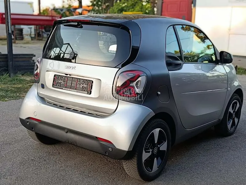Smart Eq Fortwo 2024 photo 3
