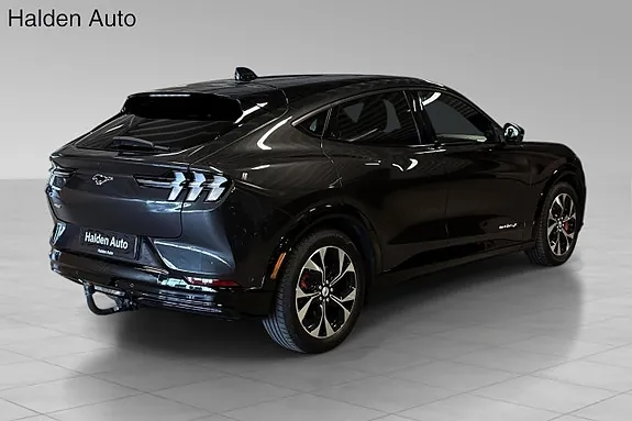 Ford Mustang Mach-E 2022 photo 5