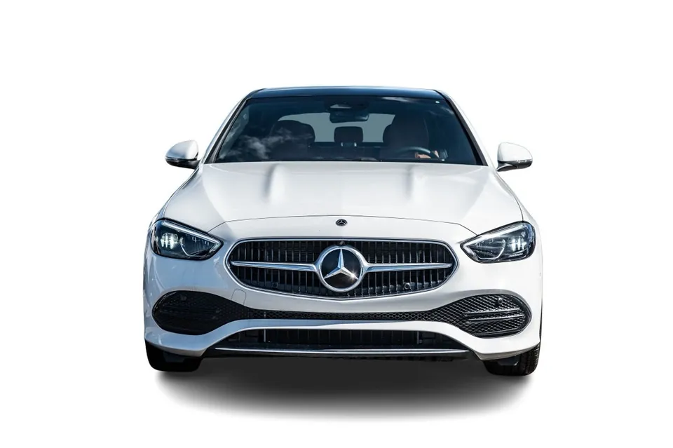 Mercedes-Benz C-Class 2026 photo 2