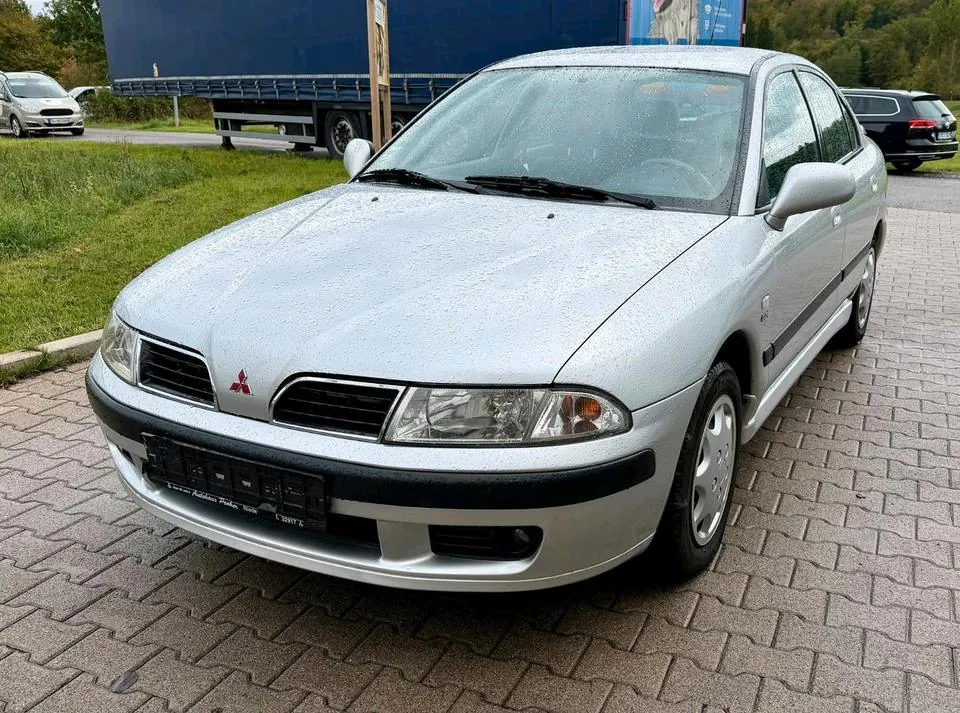 Mitsubishi Carisma