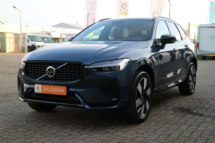 Volvo Xc60 2025 photo 2