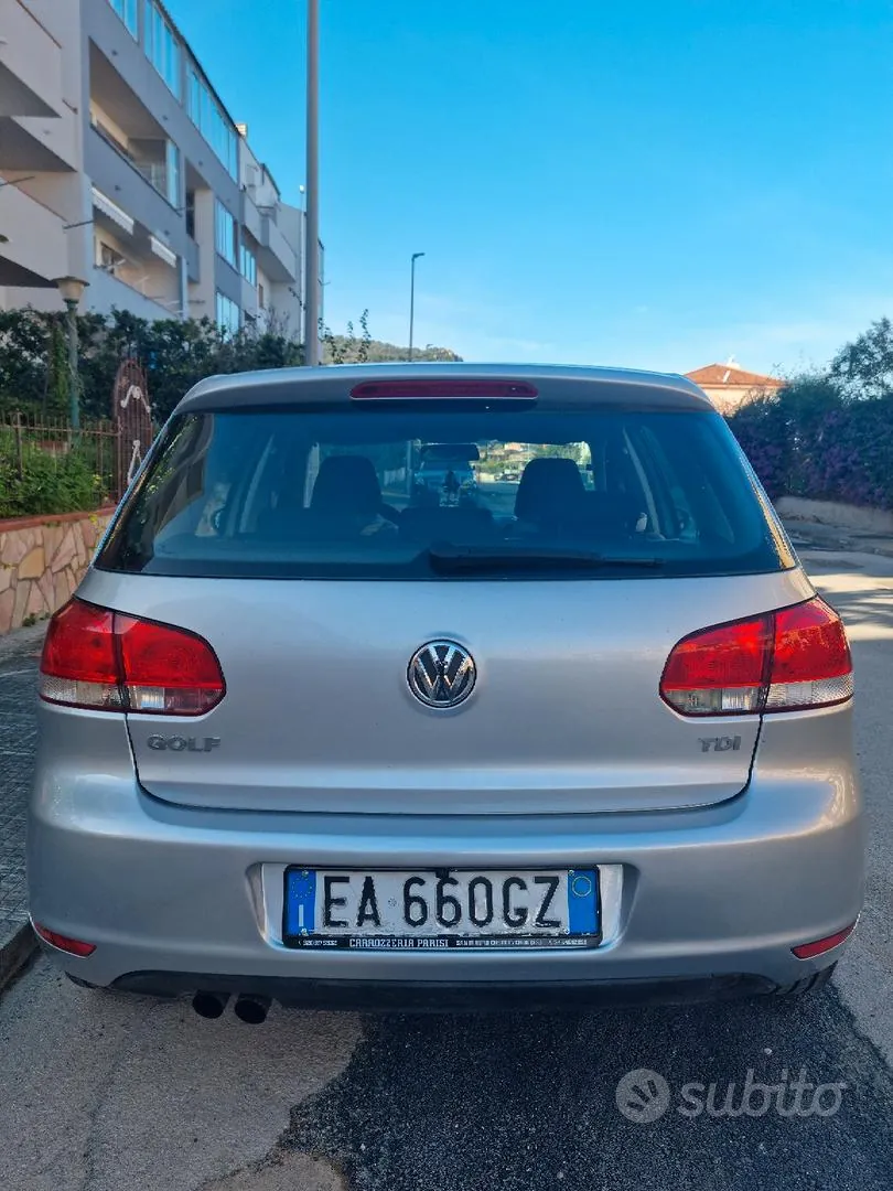 Volkswagen Golf 2010 photo 3