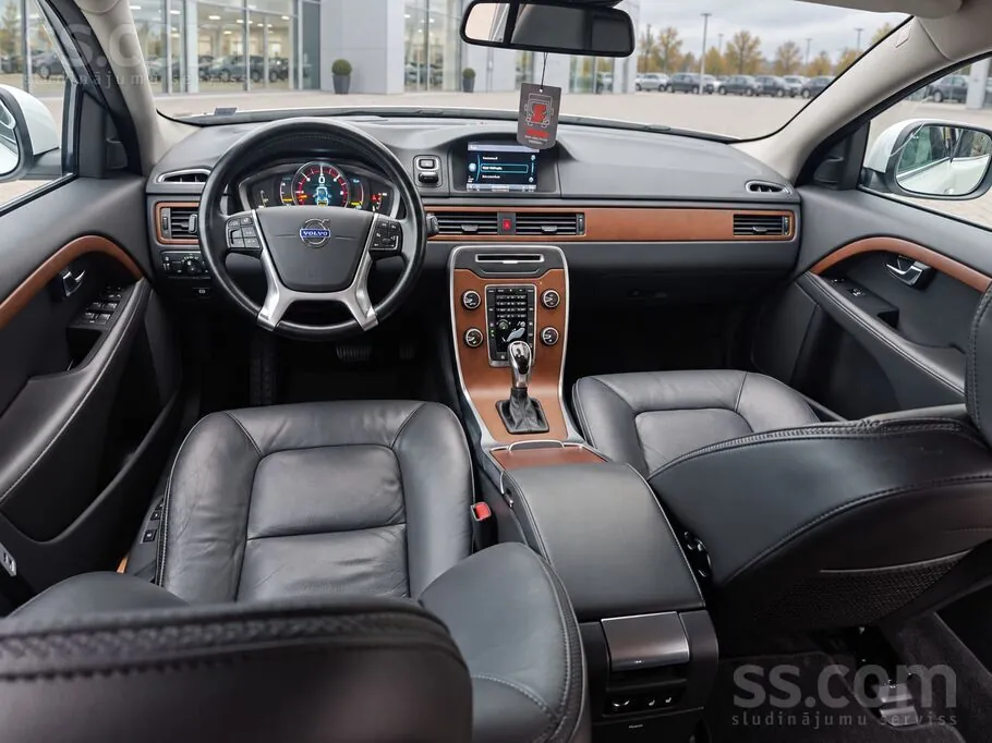 Volvo Xc70 2013 photo 3