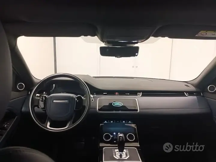 Land Rover Evoque 2020 photo 4