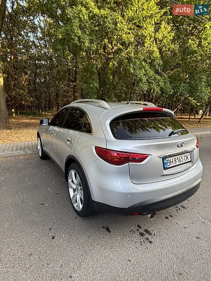 Infiniti Fx 37 2010 photo 5