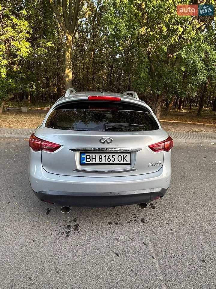 Infiniti Fx 37 2010 photo 4