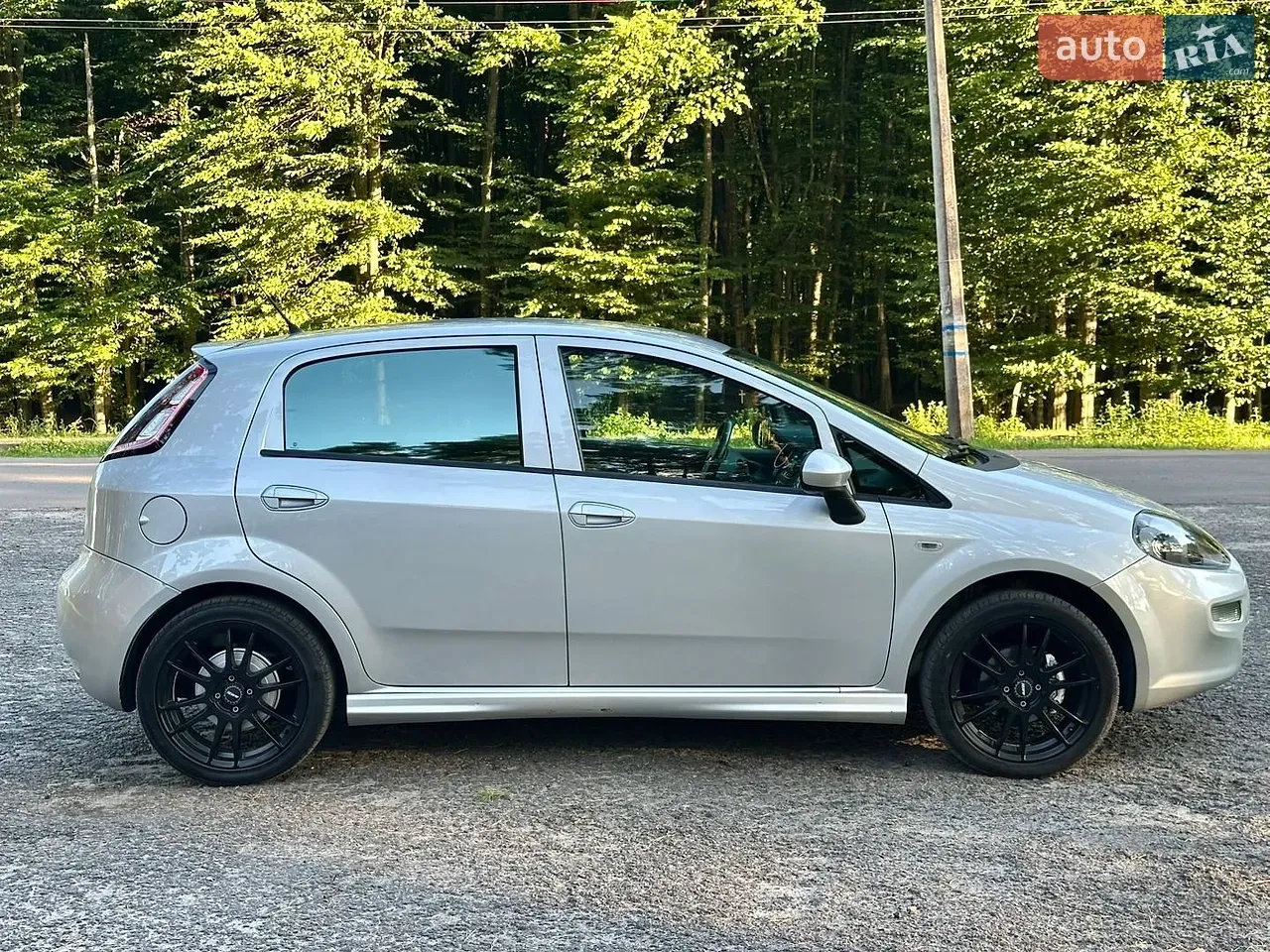 Fiat Punto 2015 photo 4