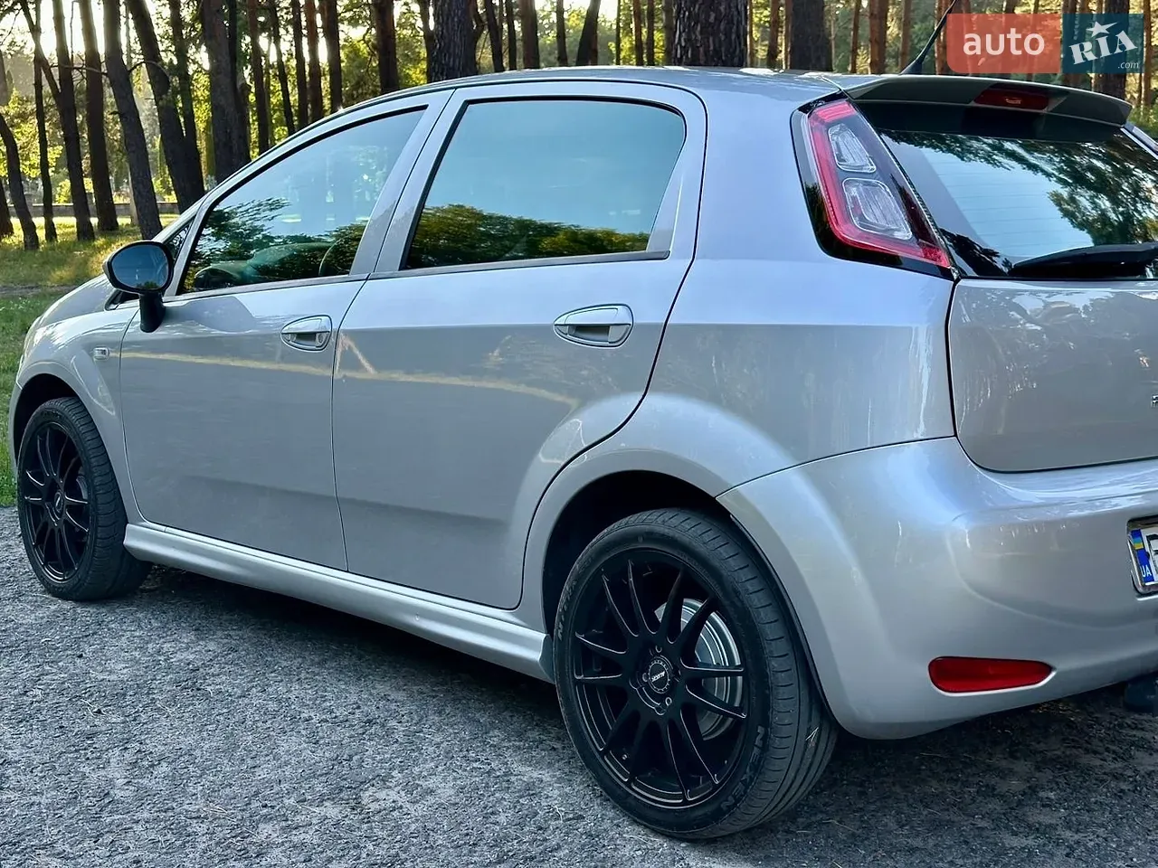 Fiat Punto 2015 photo 3