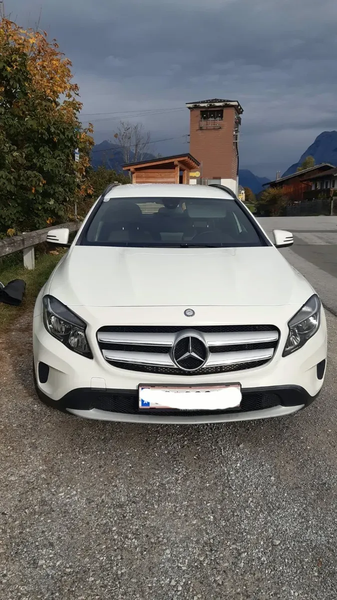 Mercedes-Benz Gla Class