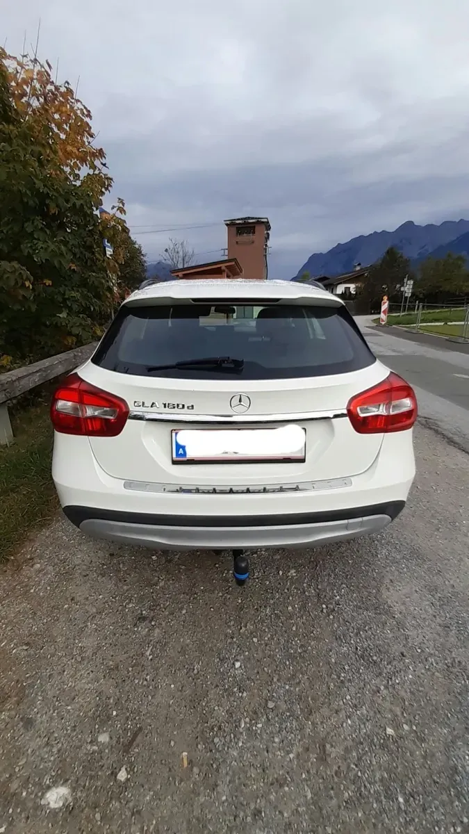 Mercedes-Benz Gla Class 2015 photo 2