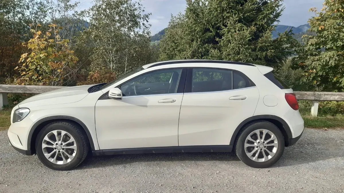 Mercedes-Benz Gla Class 2015 photo 3