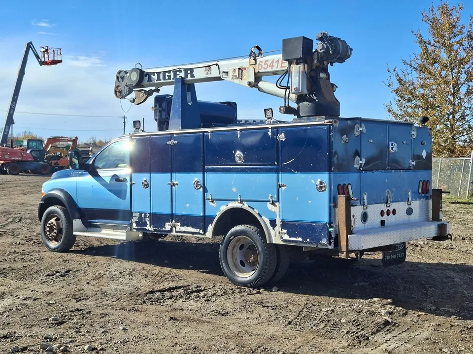Dodge Ram 5500 2011 photo 3