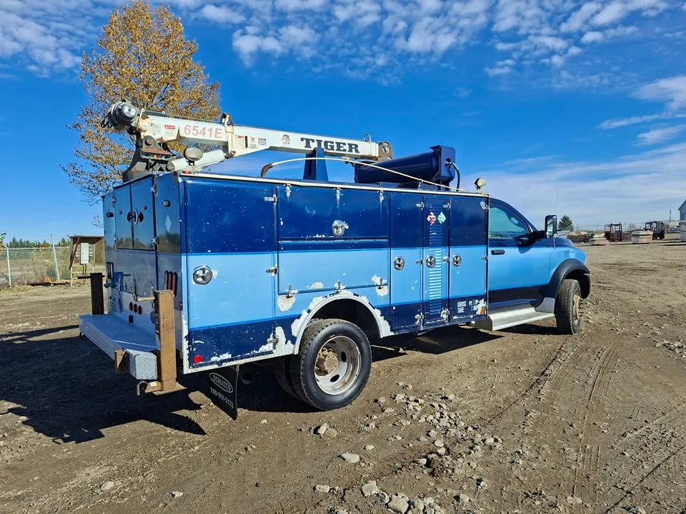 Dodge Ram 5500 2011 photo 4