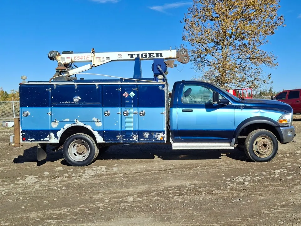 Dodge Ram 5500 2011 photo 5