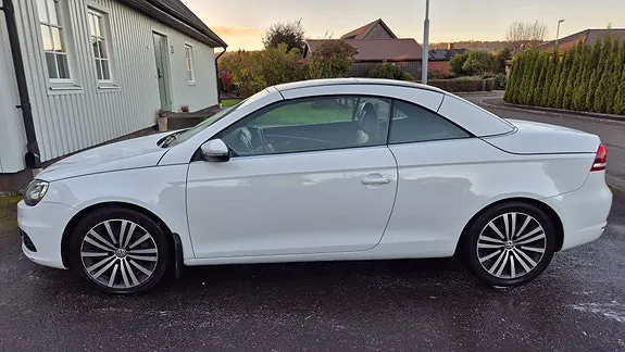 Volkswagen Eos 2011 photo 3