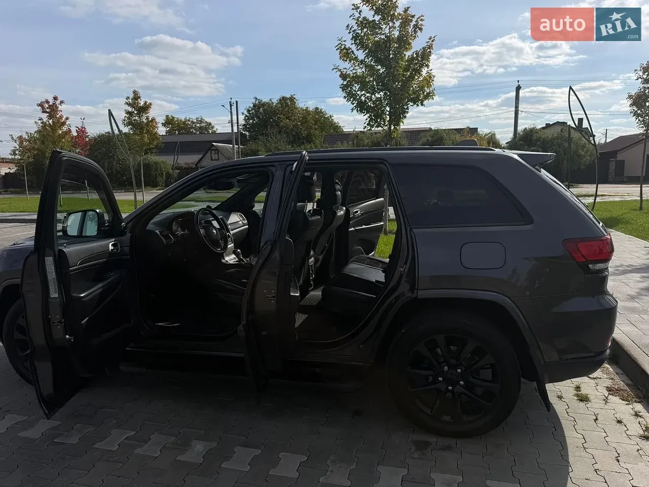 Jeep Grand Cherokee 2016 photo 3