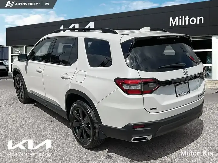 Honda Pilot 2023 photo 4