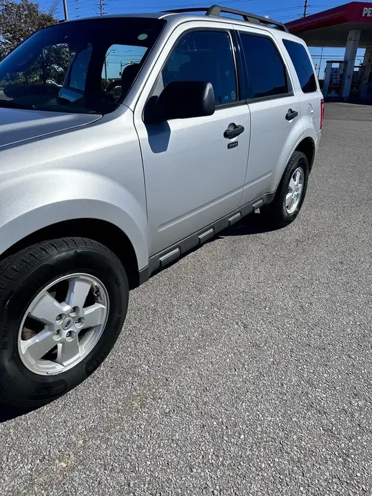 Ford Escape 2010 photo 5