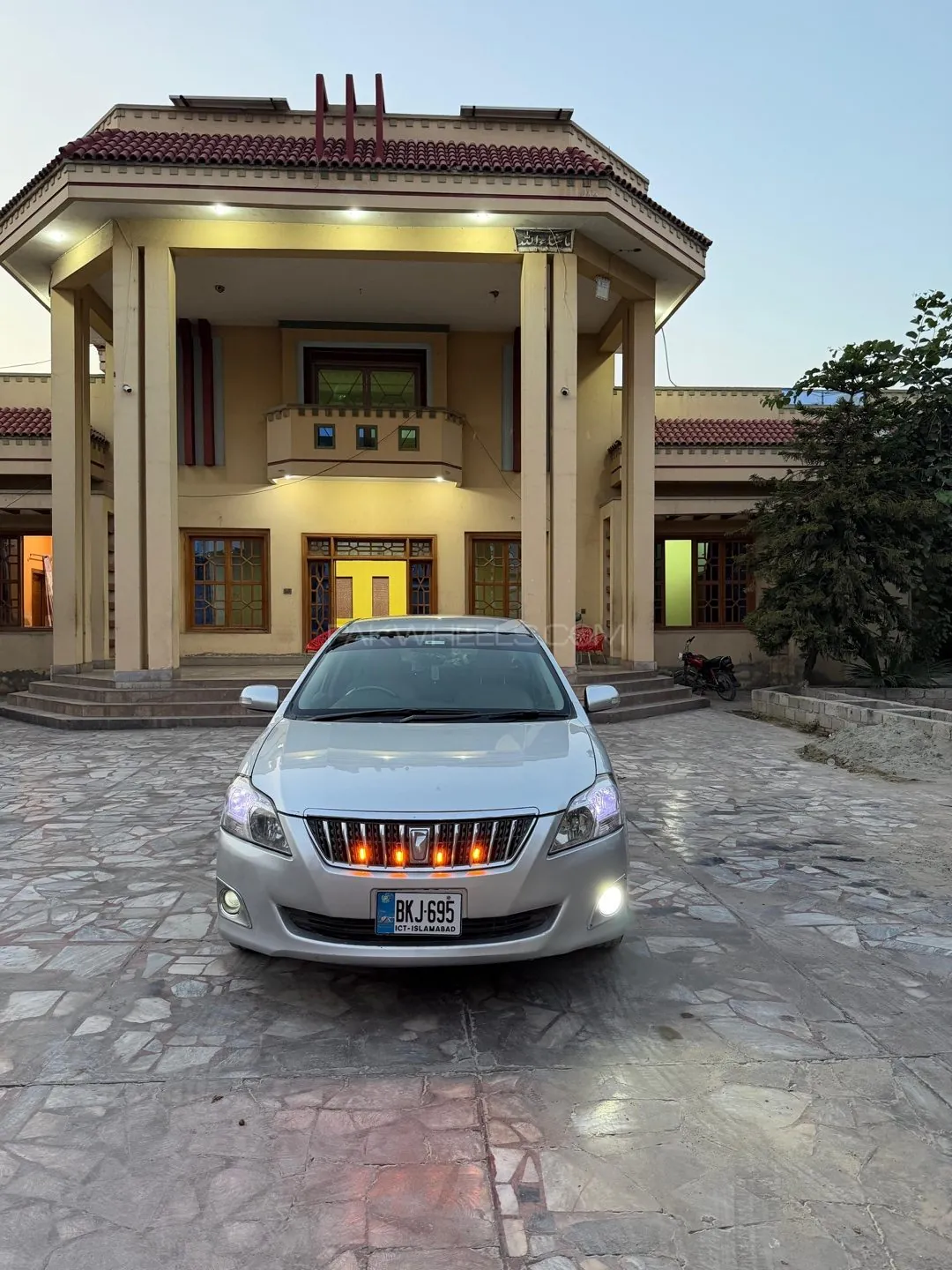Toyota Premio