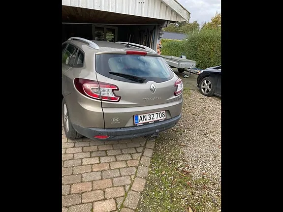 Renault Megane Iii 2011 photo 3
