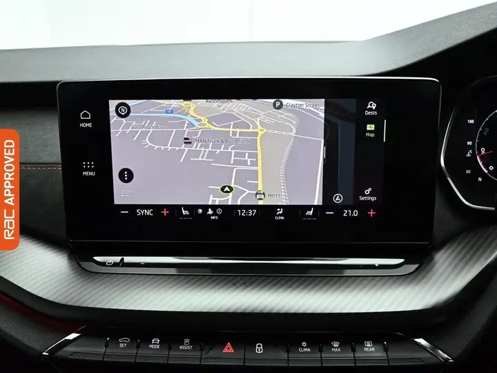 Skoda Octavia 2023 photo 3