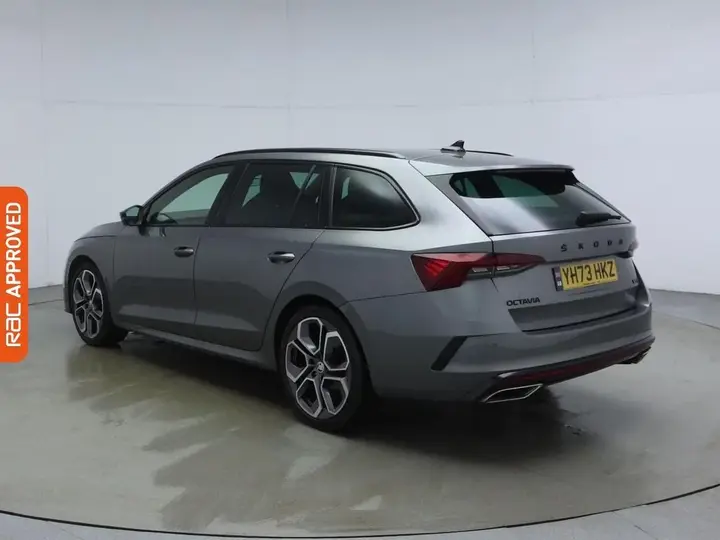 Skoda Octavia 2023 photo 4